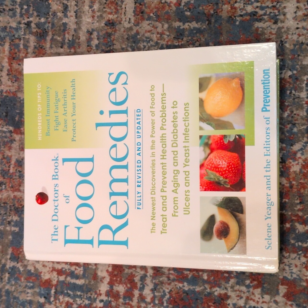 Selene Yeager The Doctor's Book of Food Remedies Hardback Book Copyright 2007